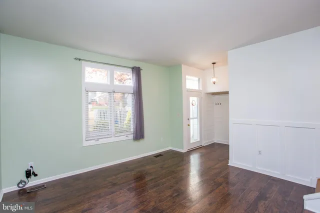 $389,900 | 113 Krista Court, Chalfont, PA 18914