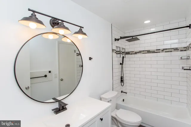 $389,900 | 113 Krista Court, Chalfont, PA 18914