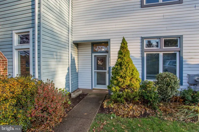 $389,900 | 113 Krista Court, Chalfont, PA 18914