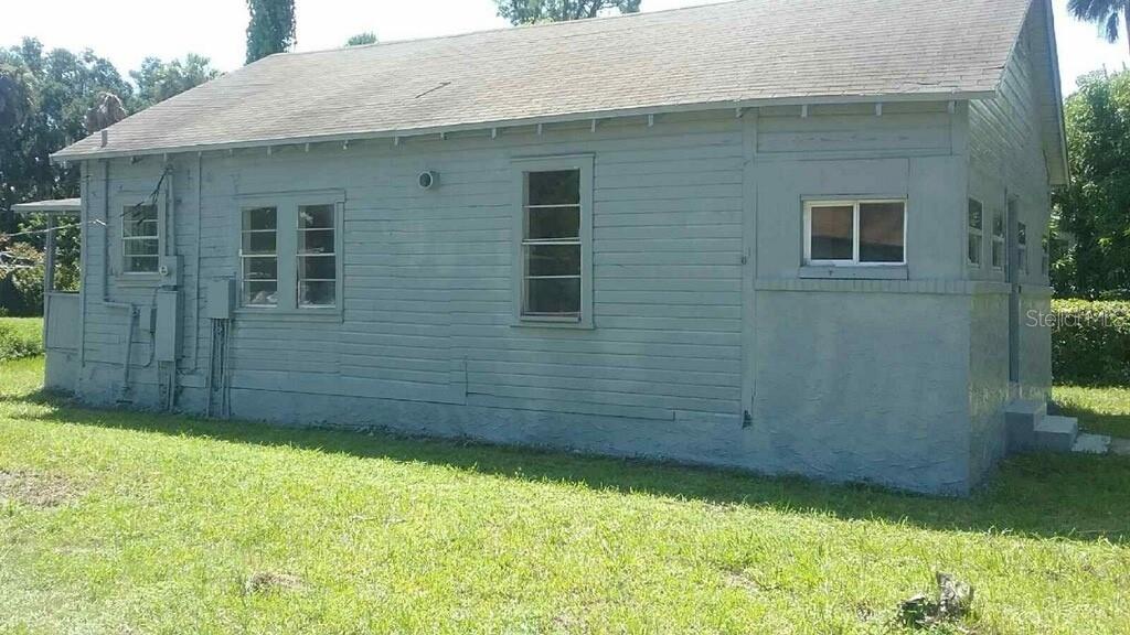 417 Maple Street Daytona Beach, FL 32114 - Photo 2 of 6 a view of a backyard