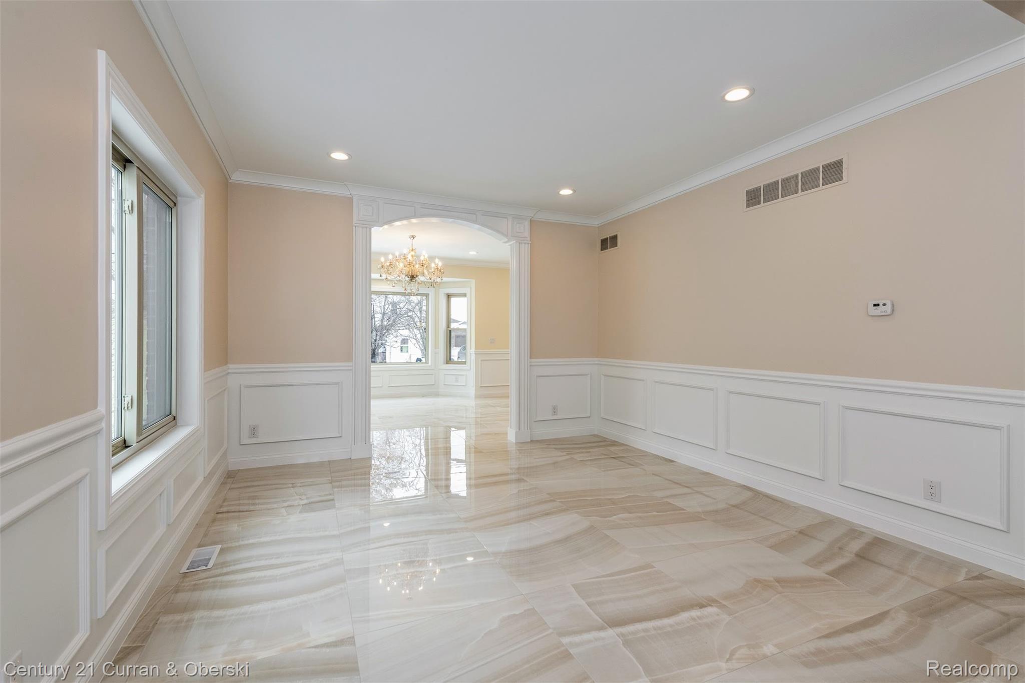 7448 Coleman Street Dearborn, MI 48126 - Photo 15 of 66 DSC_6053.jpg