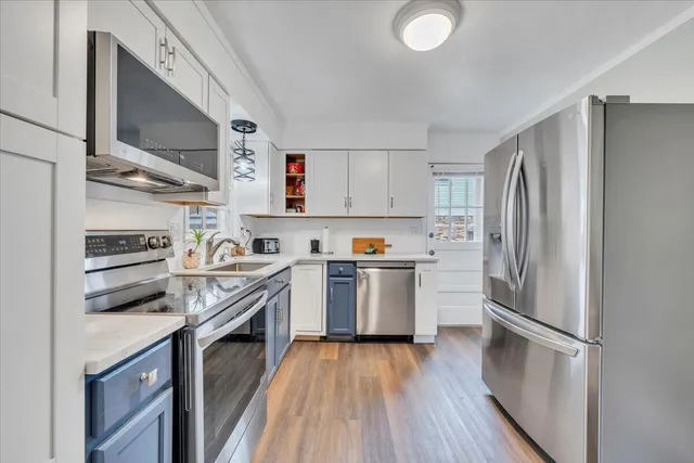 $315,000 | 616 Elmcrest Street Northeast, Roanoke, VA 24019