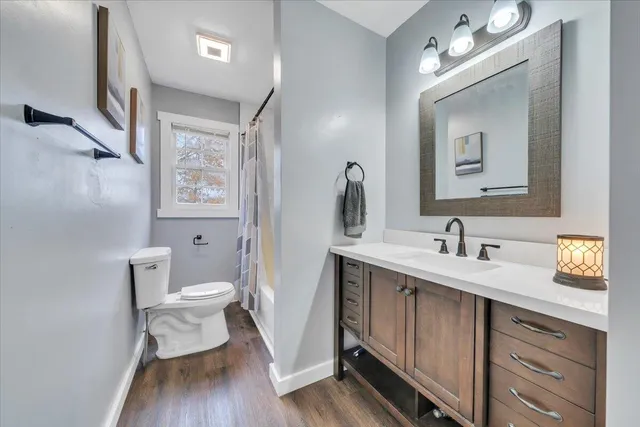 $315,000 | 616 Elmcrest Street Northeast, Roanoke, VA 24019