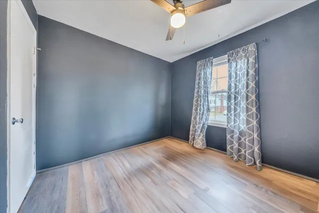 $315,000 | 616 Elmcrest Street Northeast, Roanoke, VA 24019