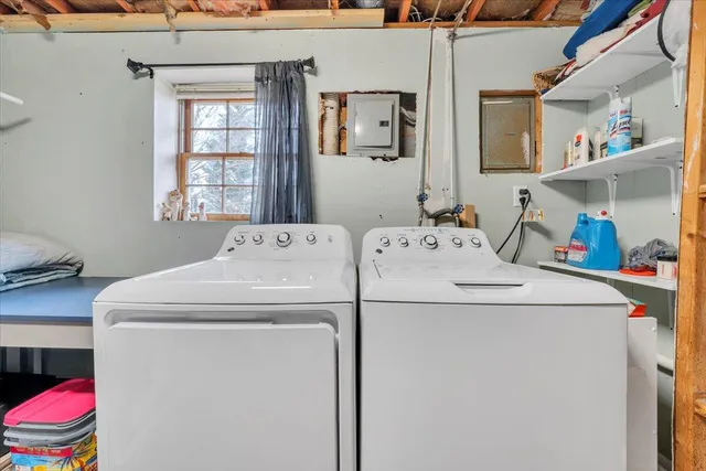 $315,000 | 616 Elmcrest Street Northeast, Roanoke, VA 24019