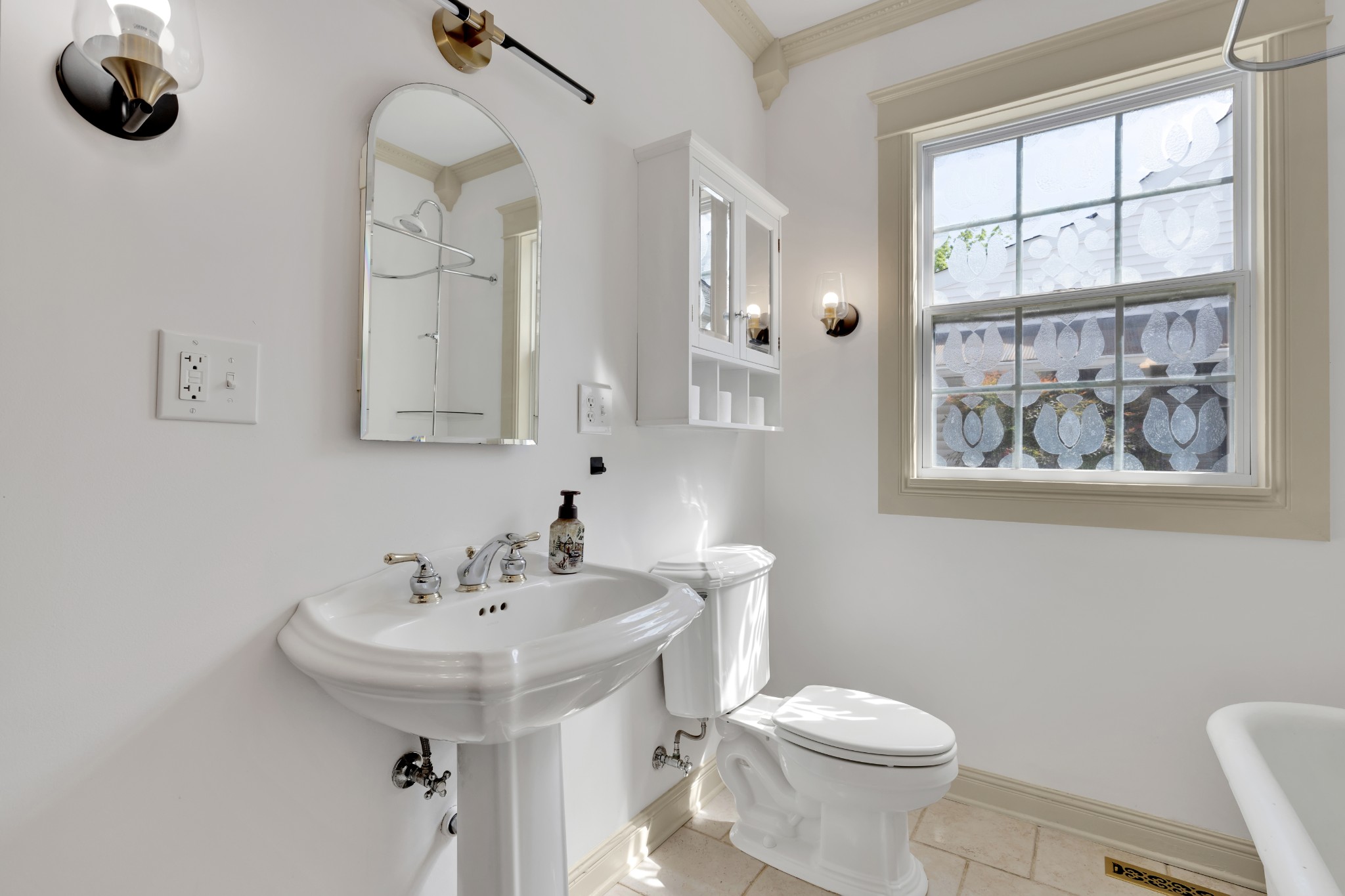 308 North Walnut Street Springfield, TN 37172 - Photo 24 of 35 a bathroom with a toilet sink and mirror