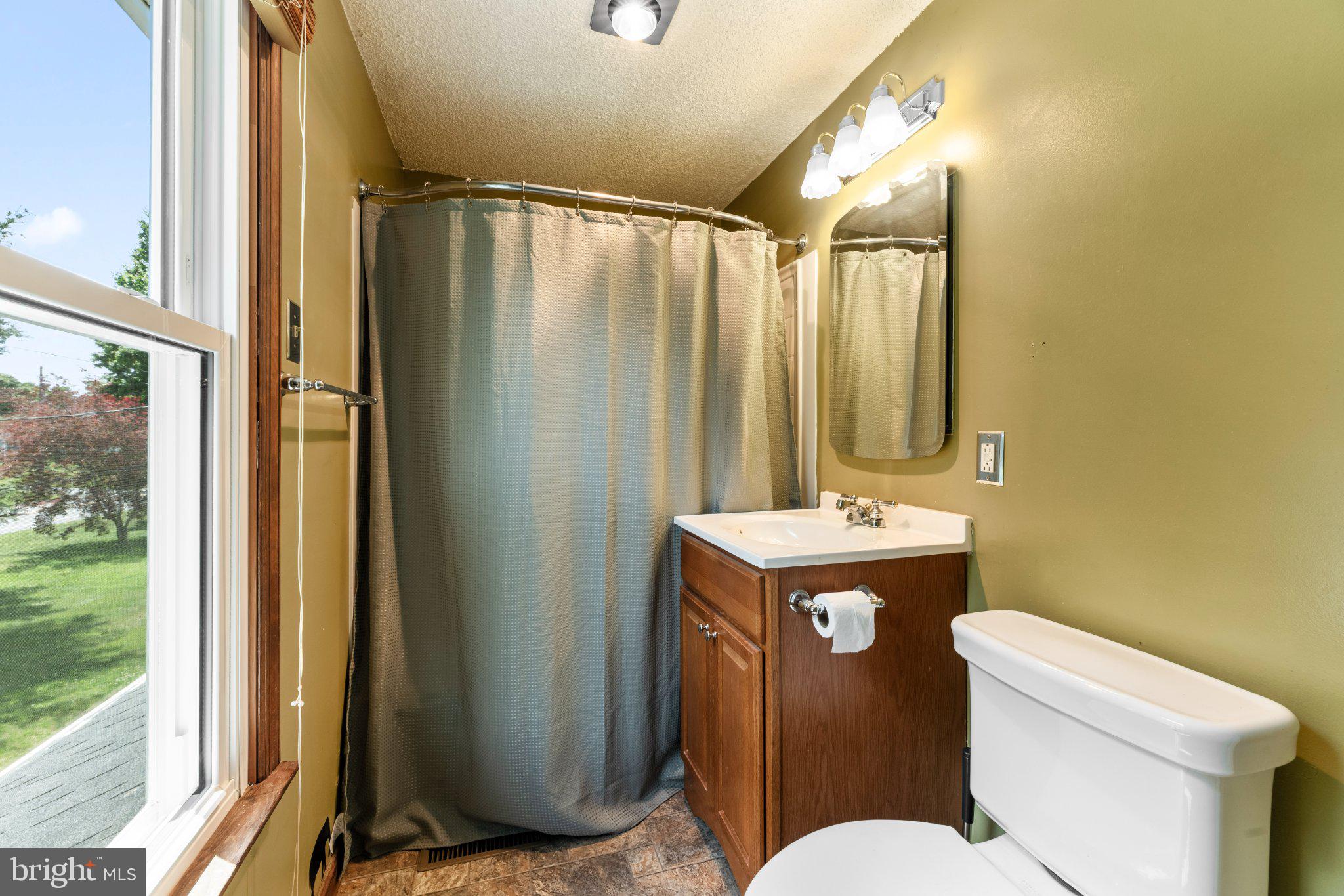 607 Chesterfield Arneytown Road Chesterfield, NJ 08515 - Photo 34 of 57 Cozy bathroom with natural light.