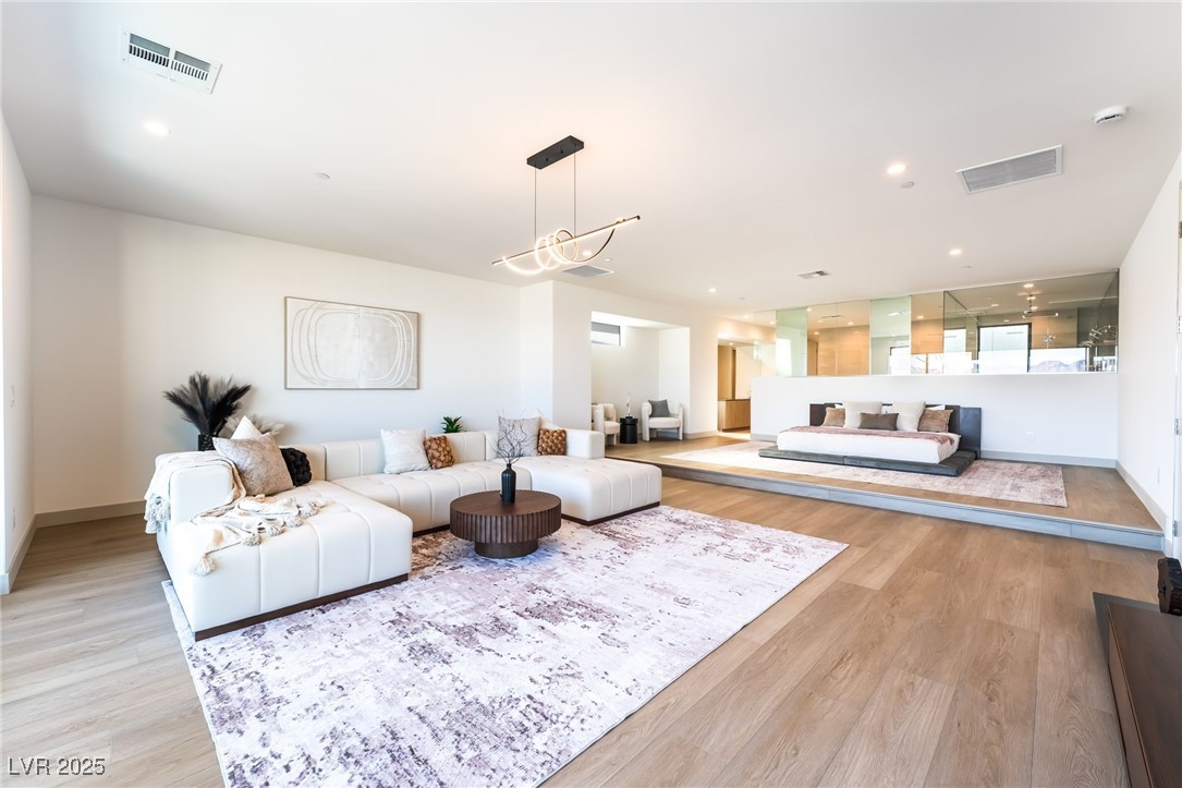 33 Falling Ridge Lane Henderson, NV 89011 - Photo 15 of 70