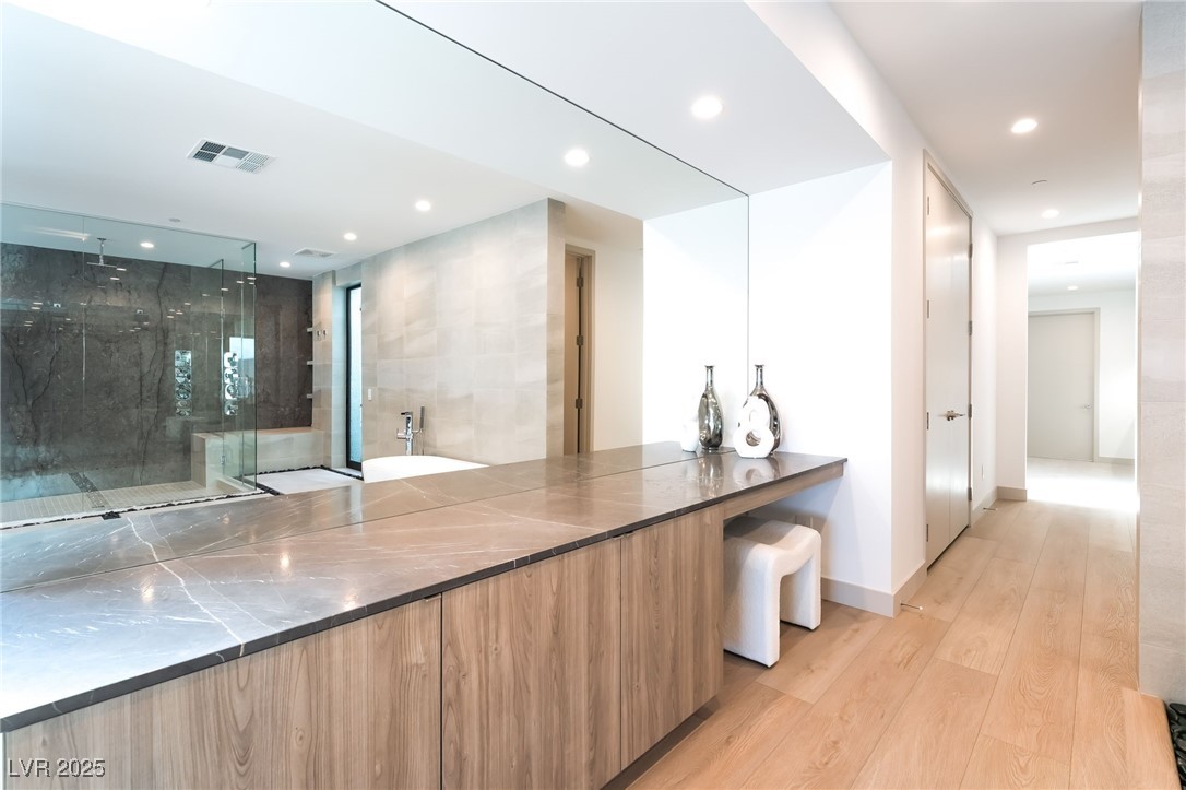 33 Falling Ridge Lane Henderson, NV 89011 - Photo 21 of 70