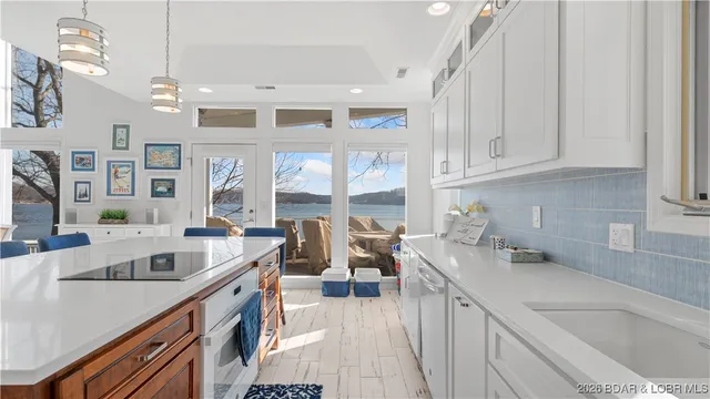 $1,150,000 | 30435 Bullock Drive, Gravois Mills, MO 65037