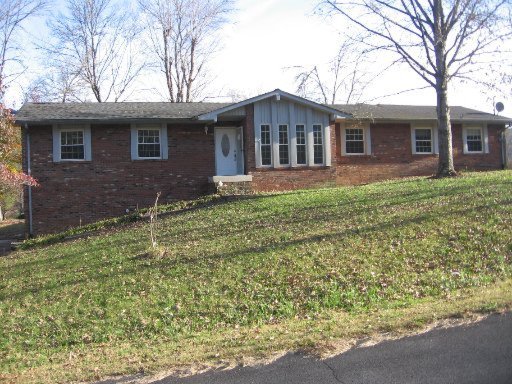 200 Sweet Lane Clinton, TN 37716 - Photo 1 of 14 Primary Photo