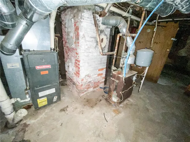 $90,000 | 239 Saratoga Avenue, Rochester, NY 14608