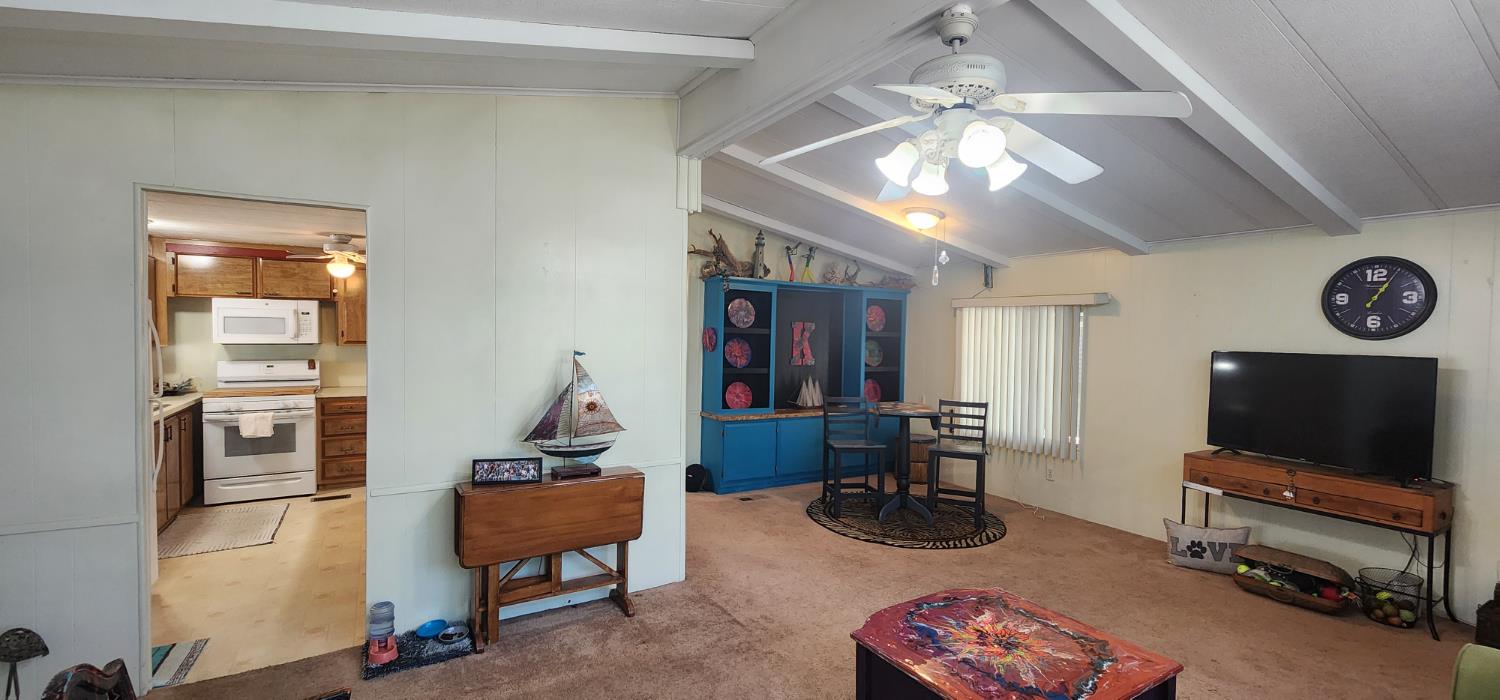 1300 West Olson Avenue, Unit 132 Reedley, CA 93654 - Photo 21 of 37