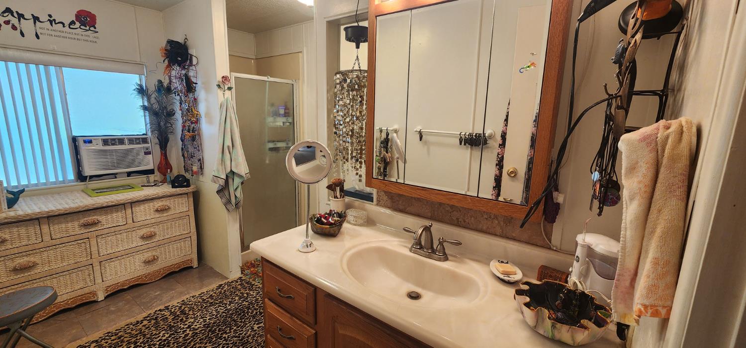 1300 West Olson Avenue, Unit 132 Reedley, CA 93654 - Photo 35 of 37