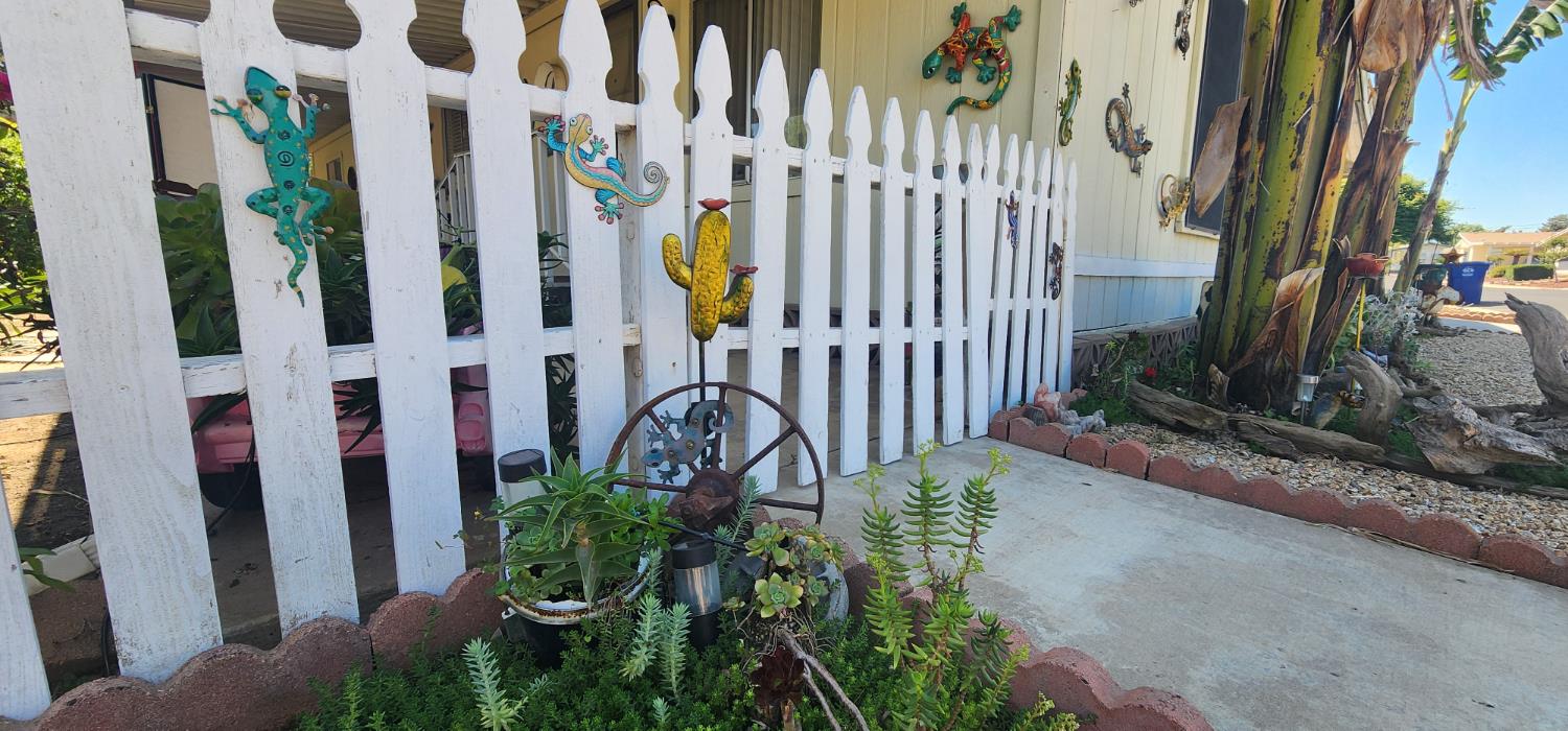 1300 West Olson Avenue, Unit 132 Reedley, CA 93654 - Photo 6 of 37