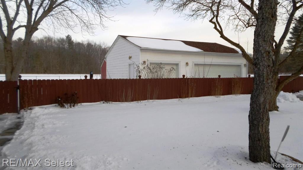 6164 Deland Road Flushing, MI 48433 - Photo 30 of 31