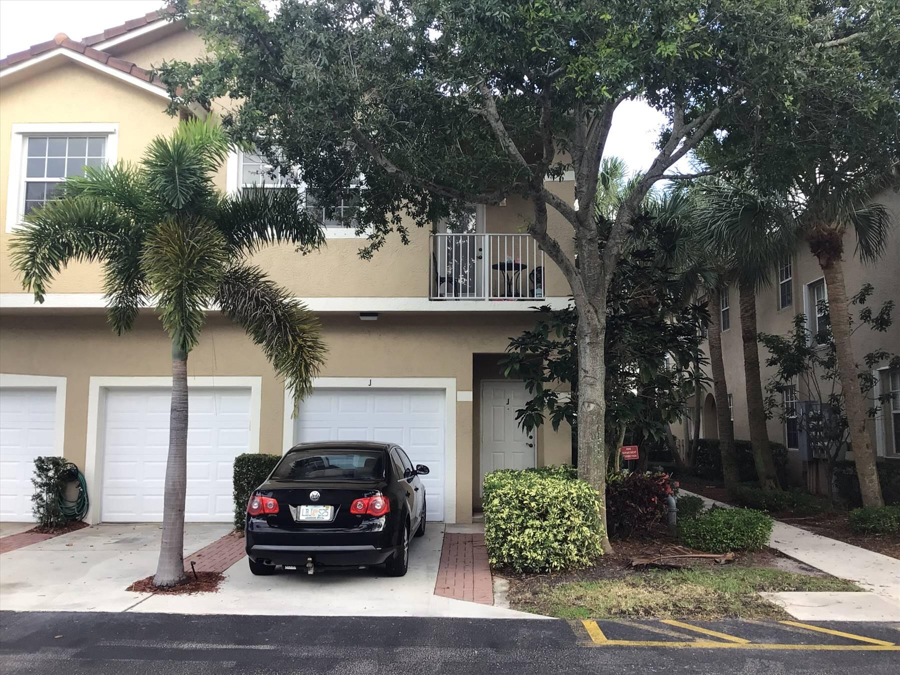 110 Lighthouse Circle, Unit J Tequesta, FL 33469 - Photo 1 of 6 Front Exterior