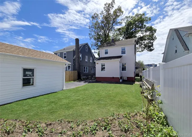 $589,000 | 15 Sapir Street, Valley Stream, NY 11580