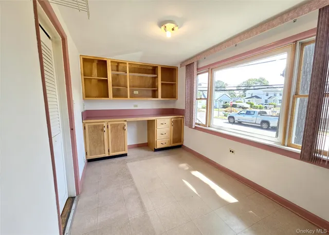 $589,000 | 15 Sapir Street, Valley Stream, NY 11580