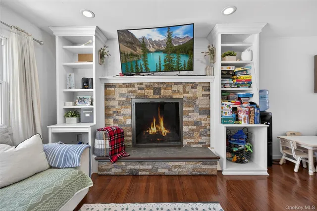 $549,999 | 1076 Hoagerburgh Road, Wallkill, NY 12589