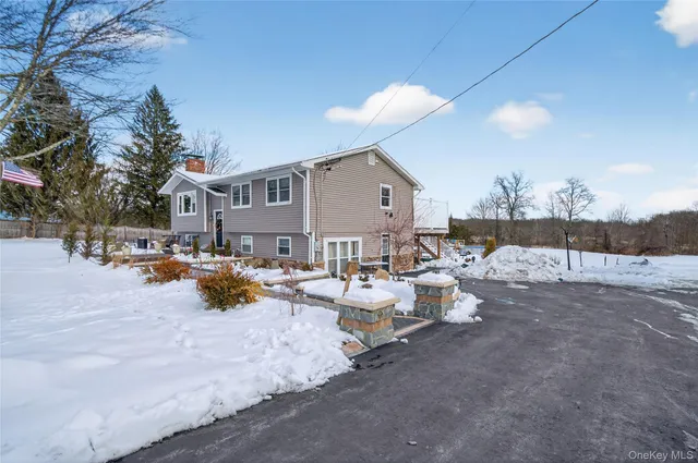 $549,999 | 1076 Hoagerburgh Road, Wallkill, NY 12589