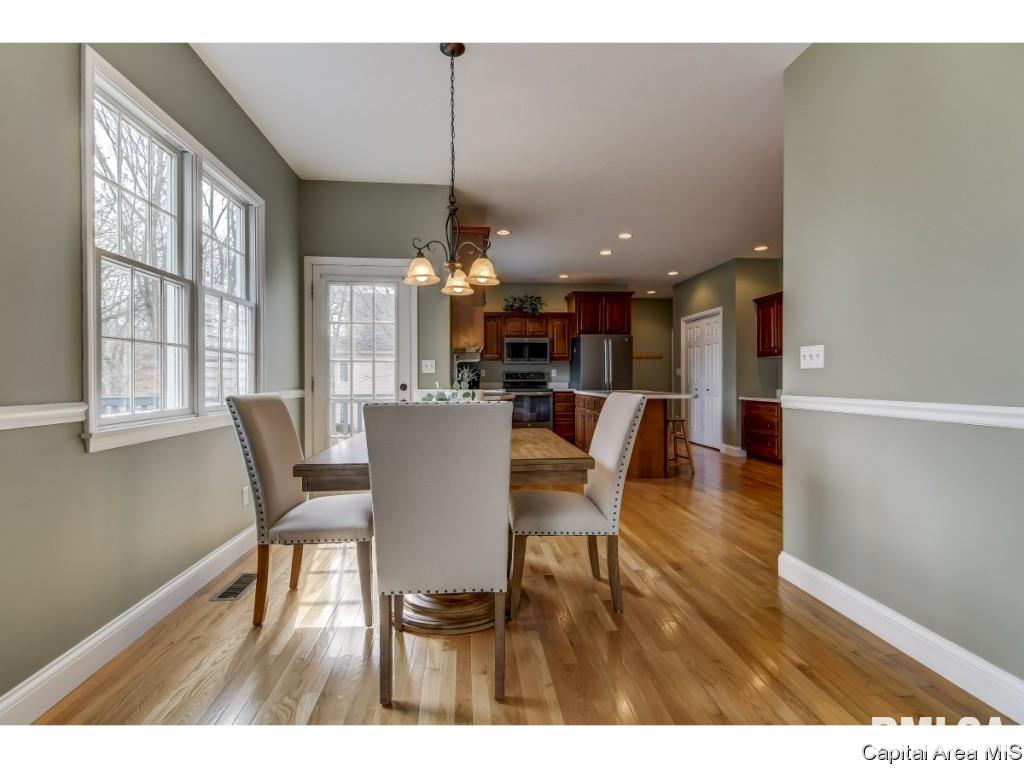 42 Woodland Trail Rochester, IL 62563 - Photo 14 of 36 Gallery Image 14