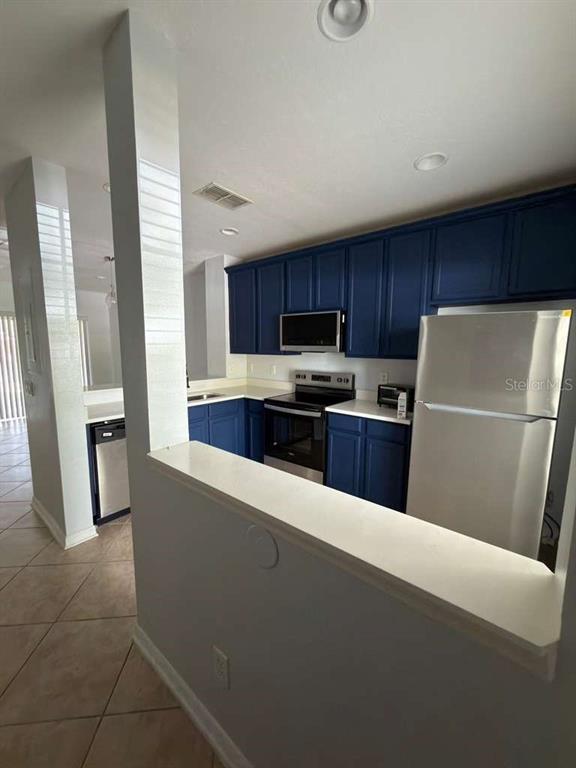 3313 Wilshire Way Road Orlando, FL 32829 - Photo 3 of 30