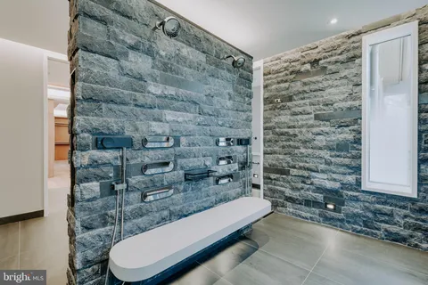 $5,250,000 | 7029 Longwood Drive, Bethesda, MD 20817