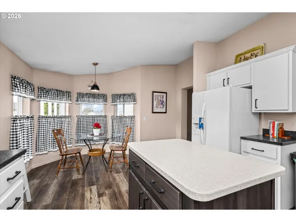 $209,000 | 4055 Royal Avenue, Unit 93, Eugene, OR 97402