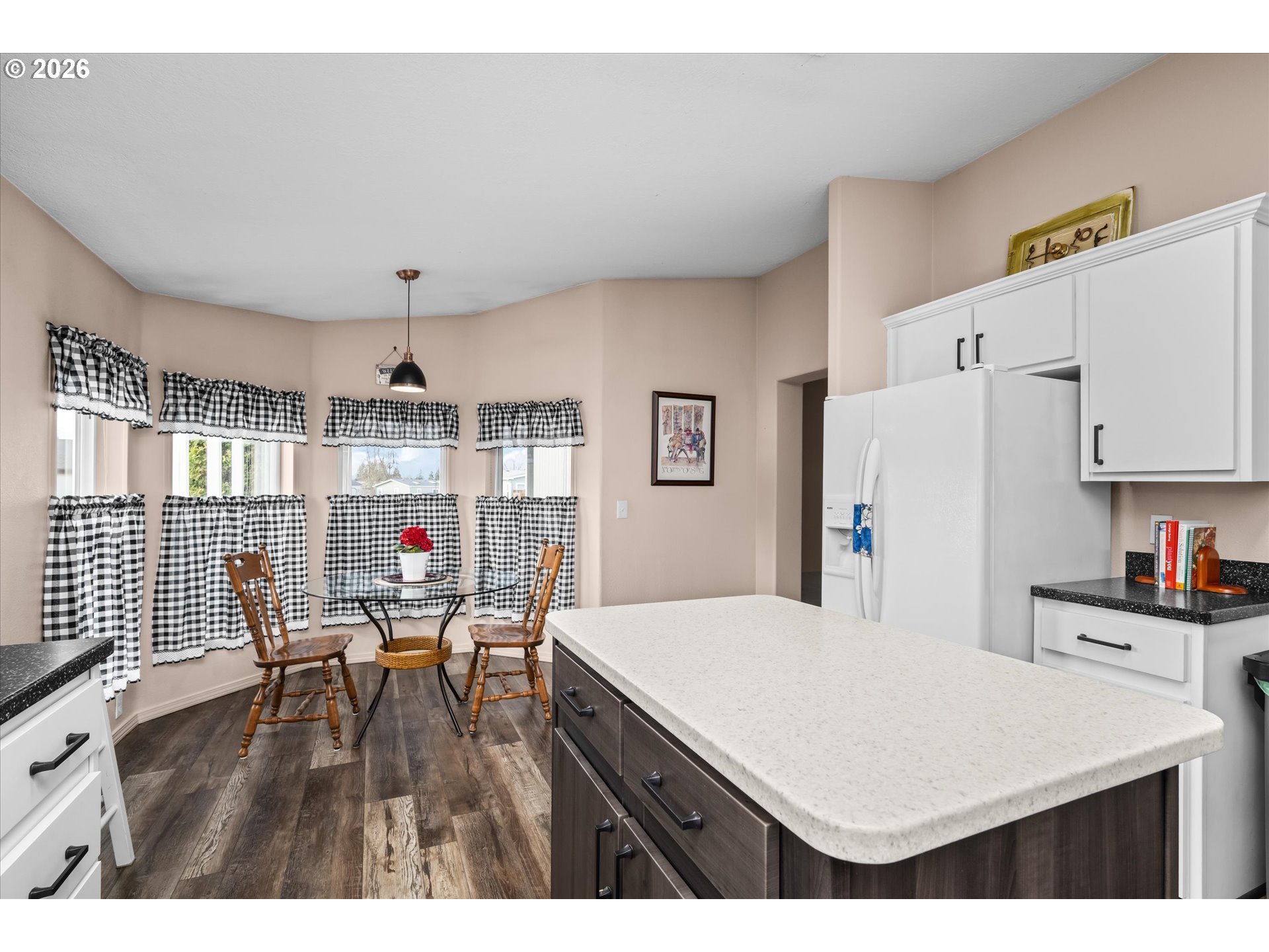 4055 Royal Avenue, Unit 93 Eugene, OR 97402 - Photo 14 of 39 Kitchen