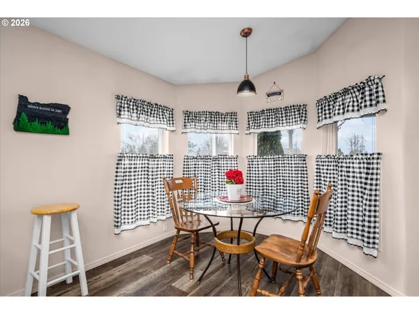 $209,000 | 4055 Royal Avenue, Unit 93, Eugene, OR 97402