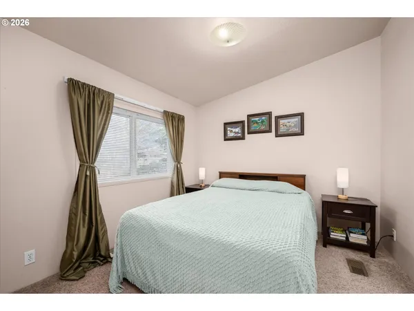 $209,000 | 4055 Royal Avenue, Unit 93, Eugene, OR 97402