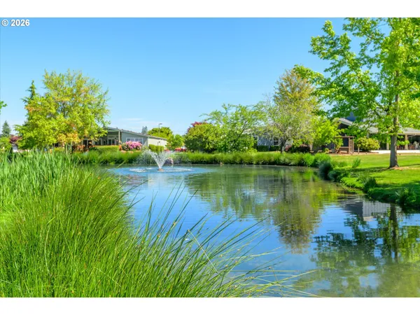 $209,000 | 4055 Royal Avenue, Unit 93, Eugene, OR 97402