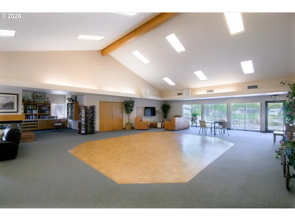 $209,000 | 4055 Royal Avenue, Unit 93, Eugene, OR 97402