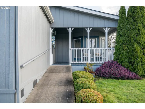 $209,000 | 4055 Royal Avenue, Unit 93, Eugene, OR 97402