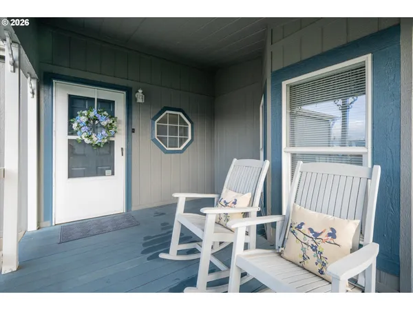 $209,000 | 4055 Royal Avenue, Unit 93, Eugene, OR 97402