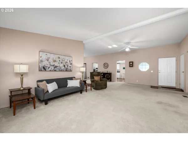 $209,000 | 4055 Royal Avenue, Unit 93, Eugene, OR 97402