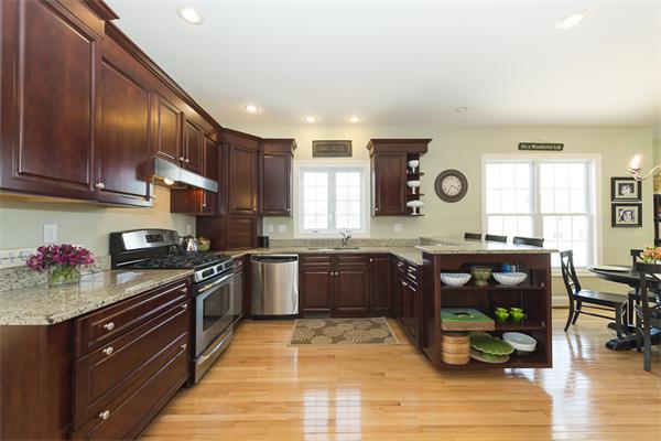 347 South Road Bedford, MA 01730 - Photo 13 of 24