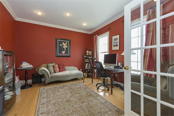 347 South Road Bedford, MA 01730 - Photo 4 of 24