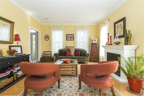 347 South Road Bedford, MA 01730 - Photo 6 of 24