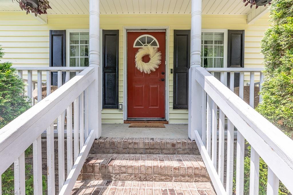 3403 Courtland Street High Point, NC 27265 - Photo 4 of 25