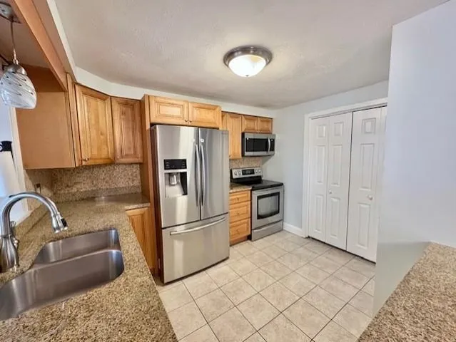 $420,000 | 5 Tsienneto Road, Unit 151, Derry, NH 03038