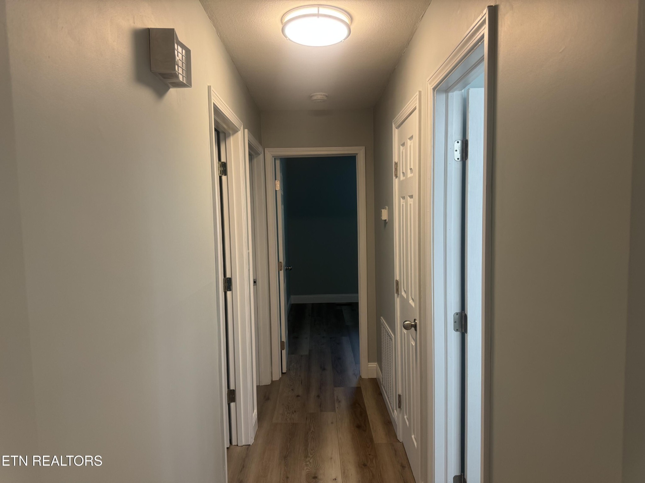 3341 West Wolf Valley Road Clinton, TN 37716 - Photo 24 of 41 a view of a hallway