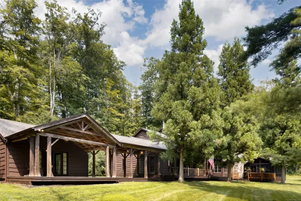$3,170,000 | 20 Kirk Road, Sharon, CT 06069
