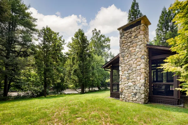 $3,170,000 | 20 Kirk Road, Sharon, CT 06069
