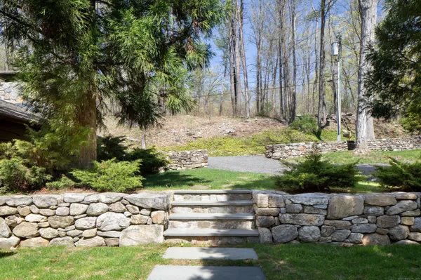 $3,170,000 | 20 Kirk Road, Sharon, CT 06069