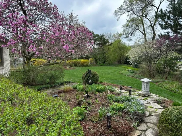 $799,000 | 447 Stratford Lane, Willowbrook, IL 60527