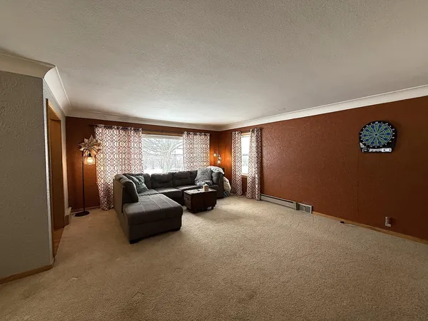 $374,000 | 3876 230th Street, Montevideo, MN 56265