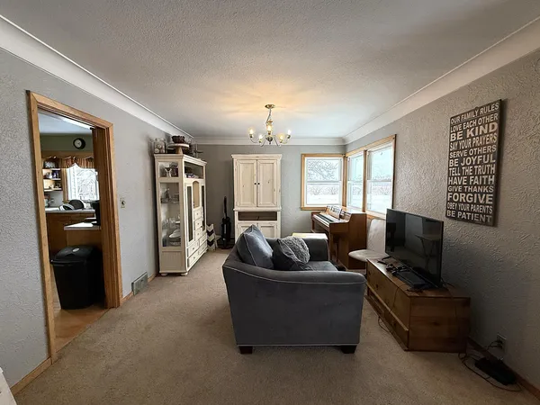 $374,000 | 3876 230th Street, Montevideo, MN 56265