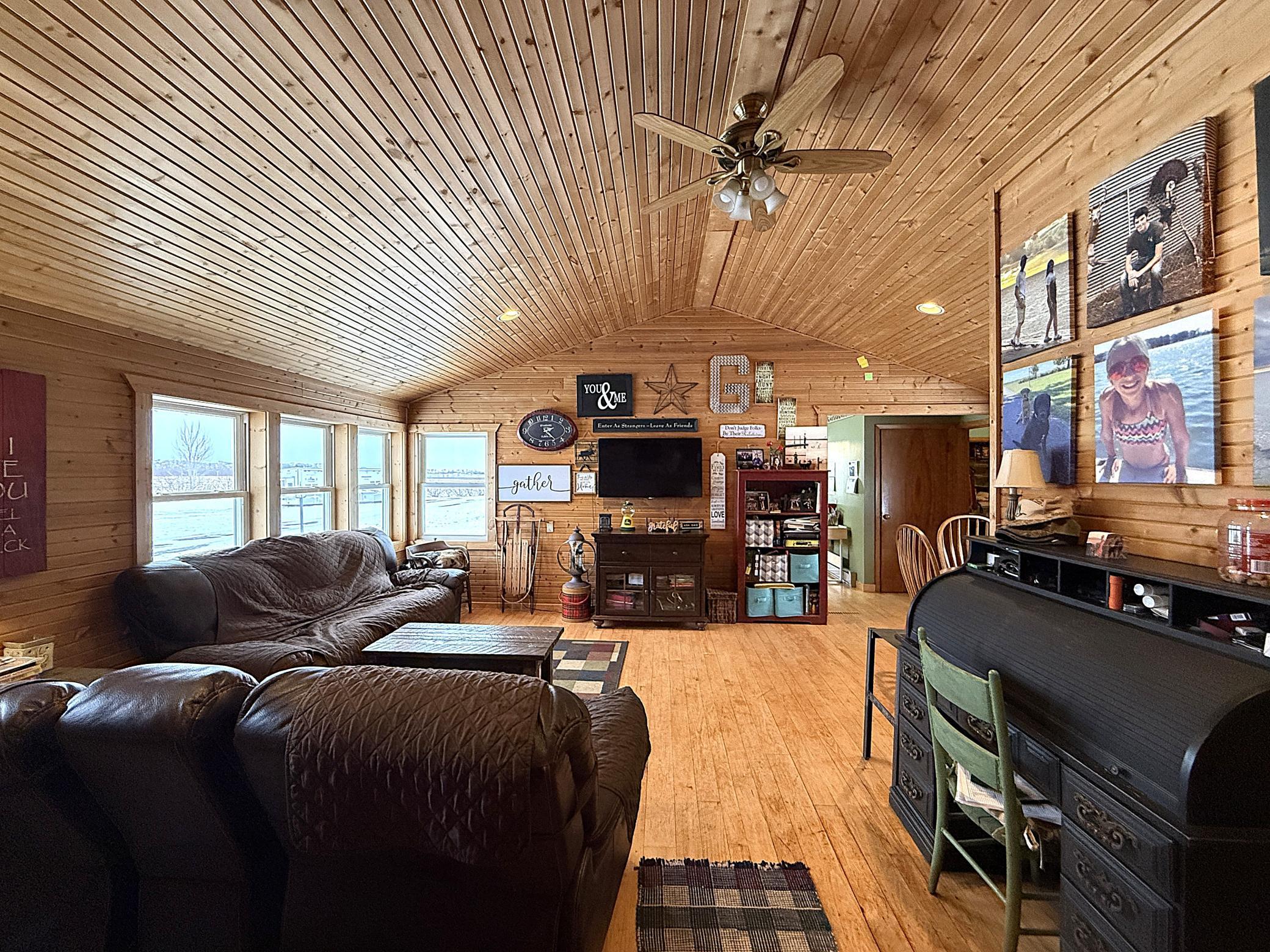 3876 230th Street Montevideo, MN 56265 - Photo 6 of 44